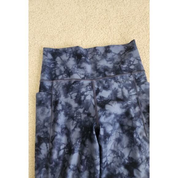 Athleta Salutation Stash Pocket Printed Tight - Picture 7 of 7